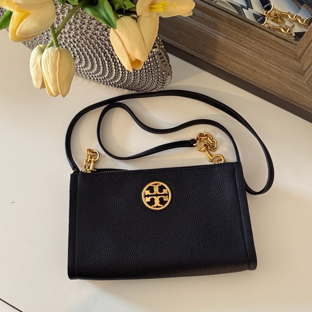 Tory Burch Carson Zip Top Crossbody Leather Bag